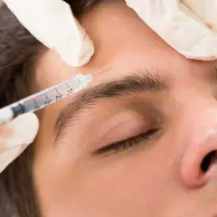 Jak działa botox? Poznaj mechanizm i efekty jego działania