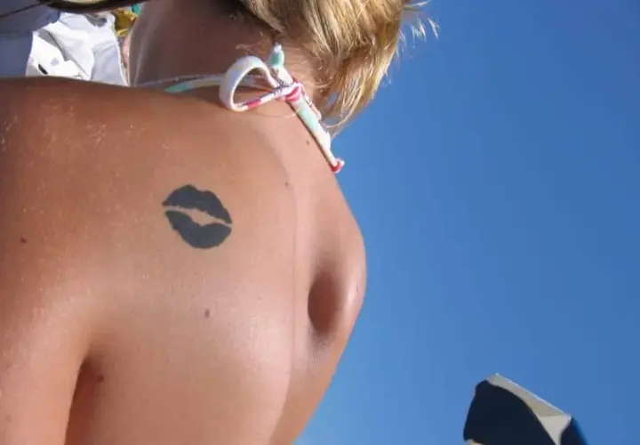 Tatuaż usta znaczenie: odkryj ukryte symbole i ich moc